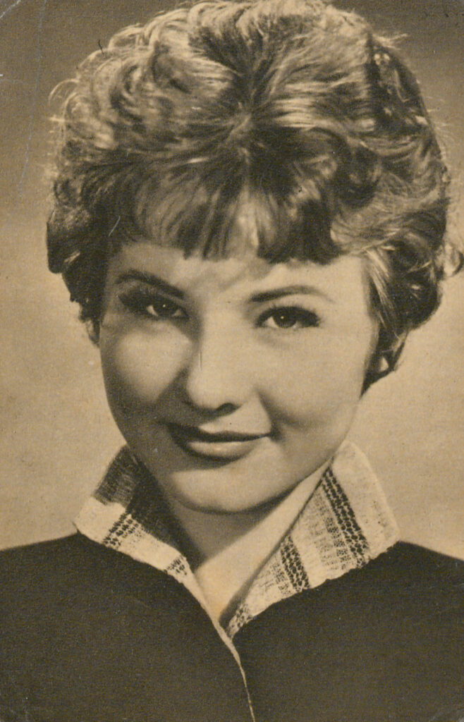 törőcsik mari portré